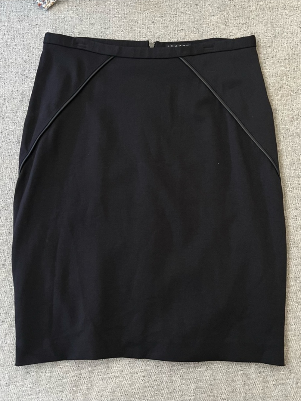 Theory black pencil skirt leather trim